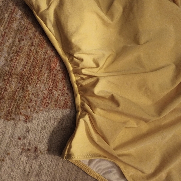 Classic Square Neck, Scoop Back Ruched One Piece Swimsuit/Body Suit NWOT - Picture 3 of 13